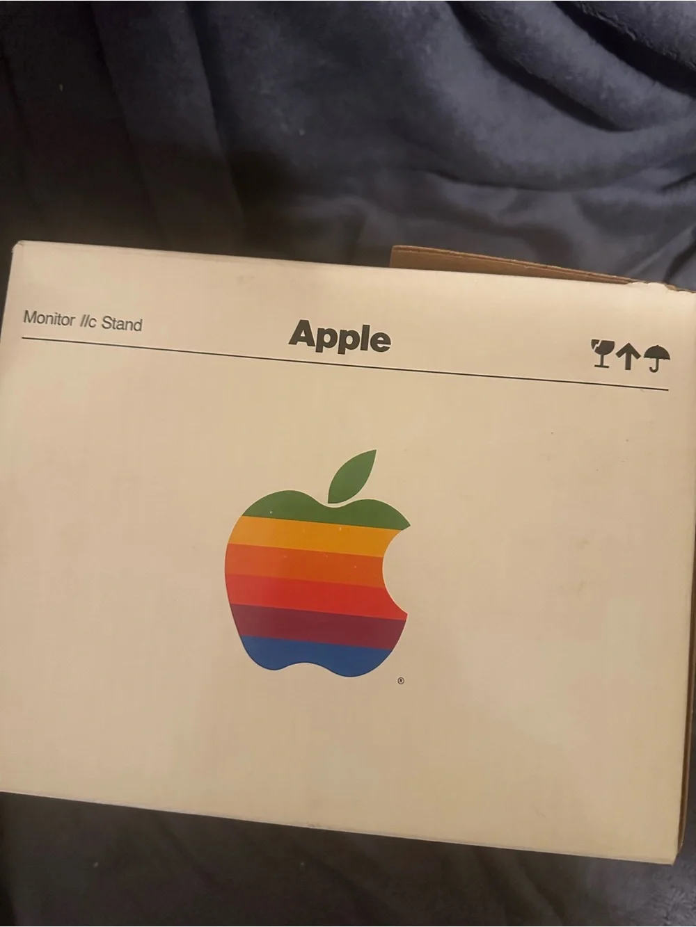 Apple Monitor IIc Stand Packaging in Cream with Rainbow Logo